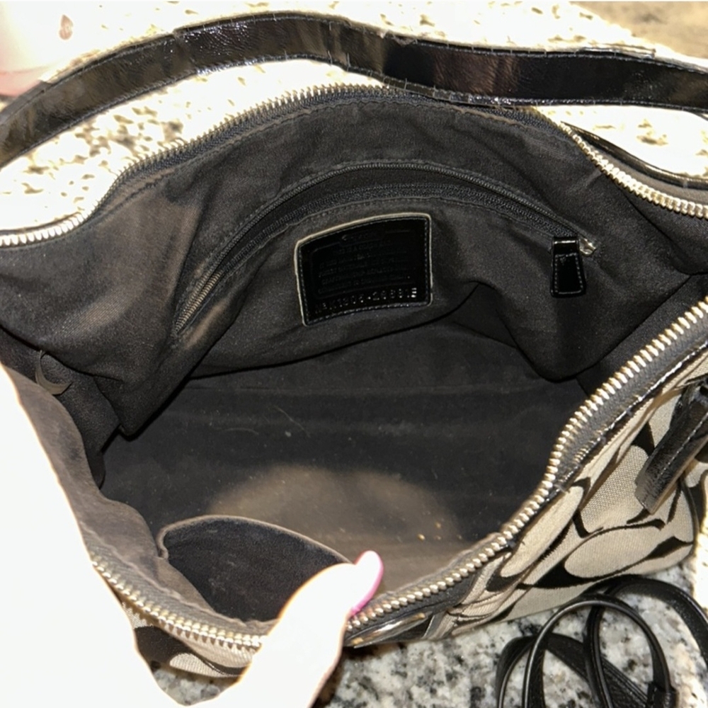 Coach Black and Tan Signature Shoulder Bag - Picture 8 of 8
